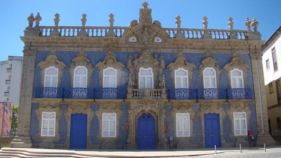 Lado esquerdo Braga Exterior foto